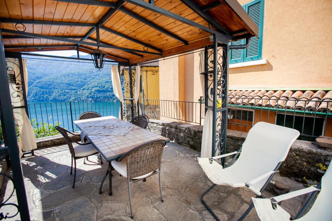 Casa Di Momo Apartment Carate Urio Luaran gambar
